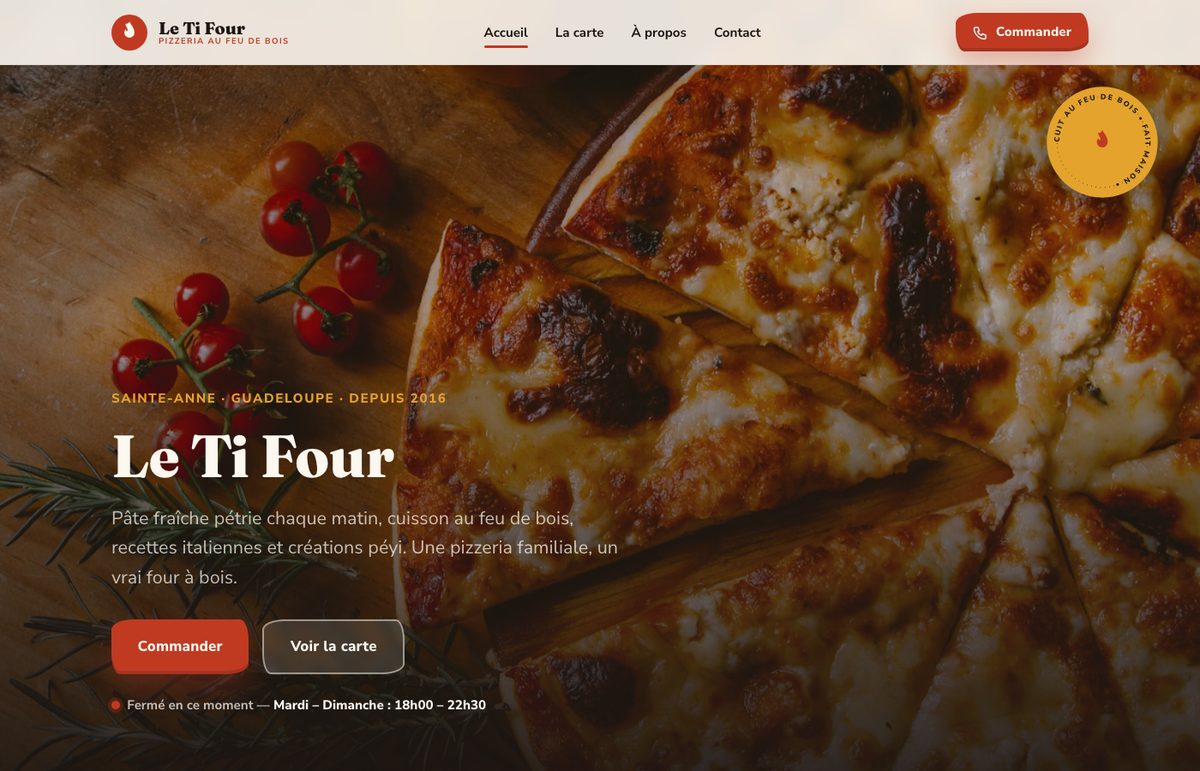Capture d'écran du site de Le Ti Four, pizzeria au feu de bois à Sainte-Anne, Guadeloupe